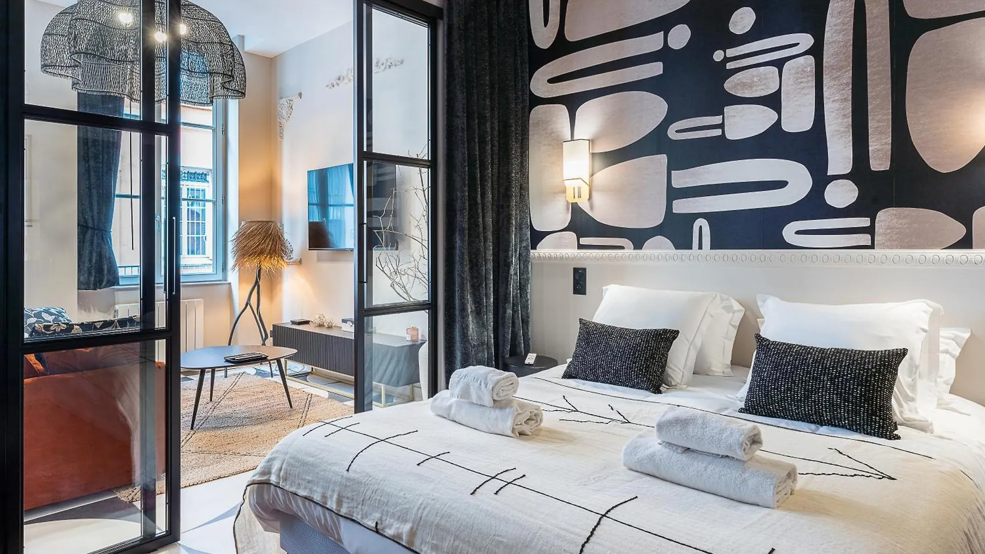 Host Inn Bien-Etre Spa Jacuzzi Downtown 리옹 아파트