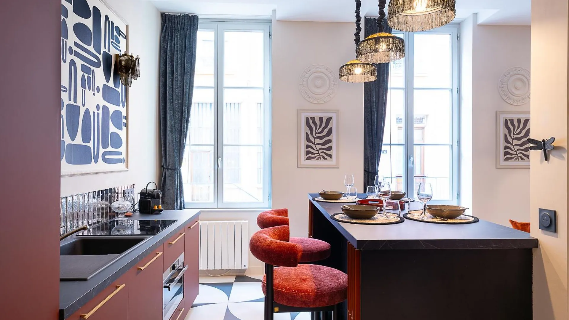 Daire Host Inn Bien-Etre Spa Jacuzzi Downtown Lyon