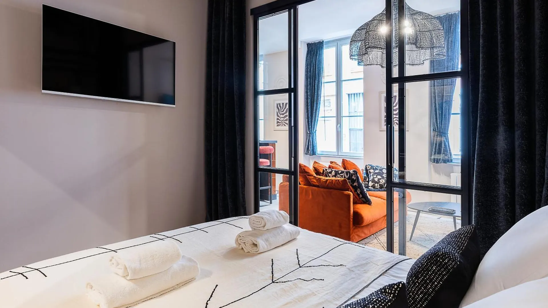 Host Inn Bien-Etre Spa Jacuzzi Downtown 리옹 0*,