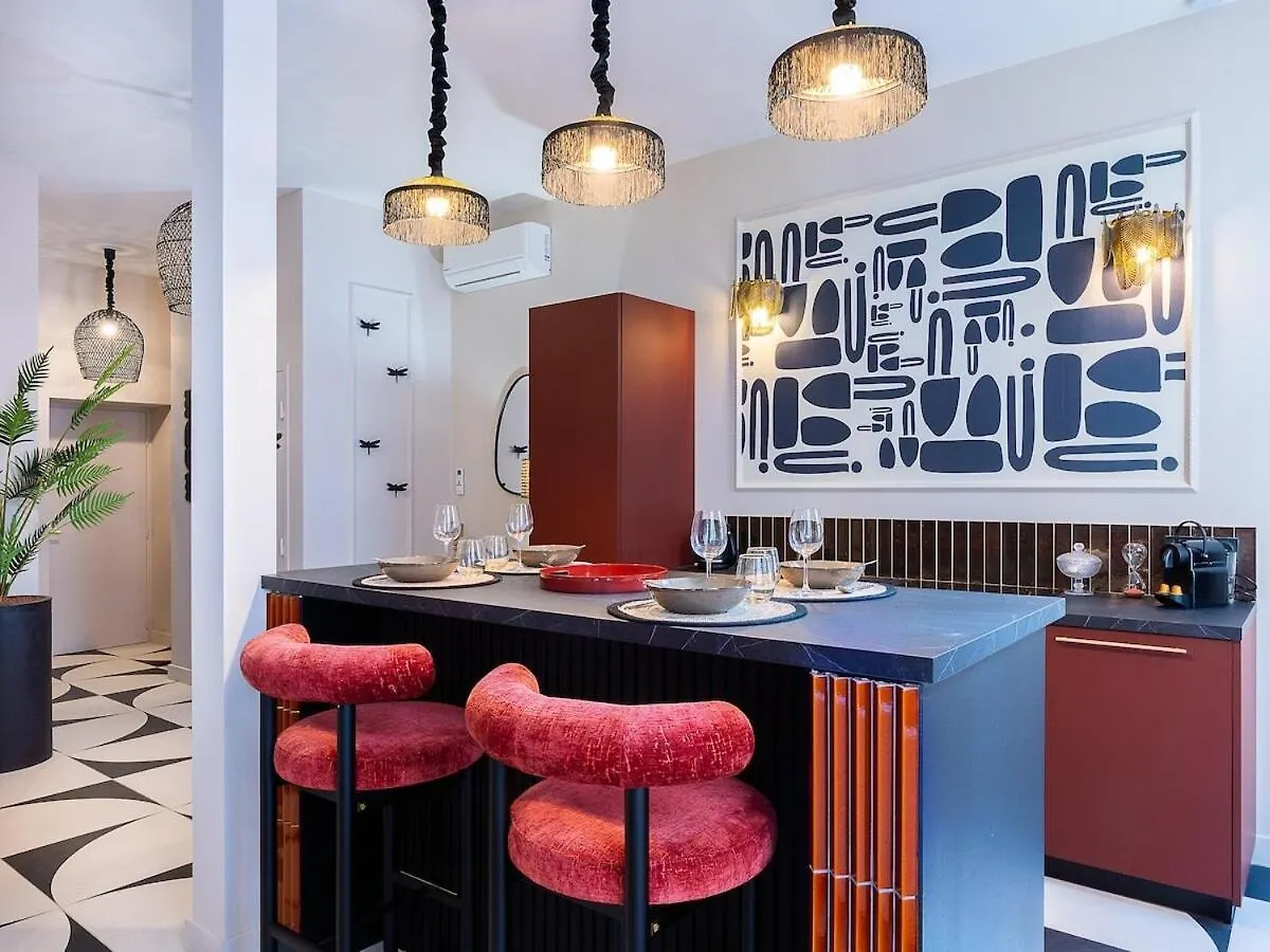 Host Inn Bien-Etre Spa Jacuzzi Downtown Lyon Fransa